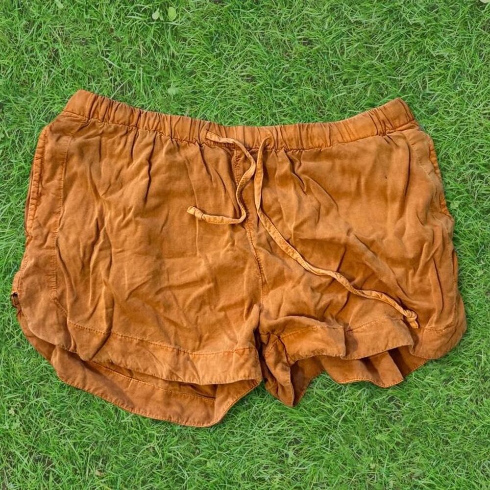Rvca Women's Orange and Tan Shorts